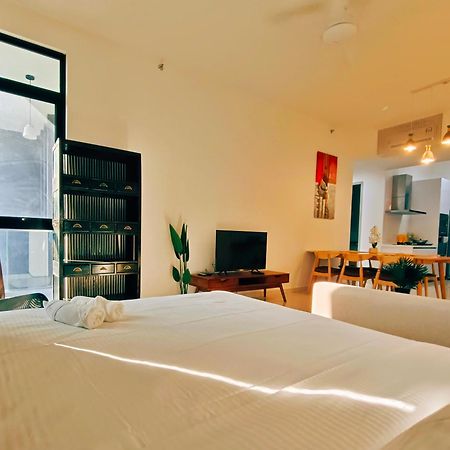 New Georgetown Instagramable 2Br Homestay For 10Pax 无敌美景两房民宿 Beacon Executive Suite Exterior foto