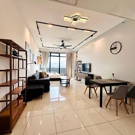New Georgetown Instagramable 2Br Homestay For 10Pax 无敌美景两房民宿 Beacon Executive Suite Exterior foto