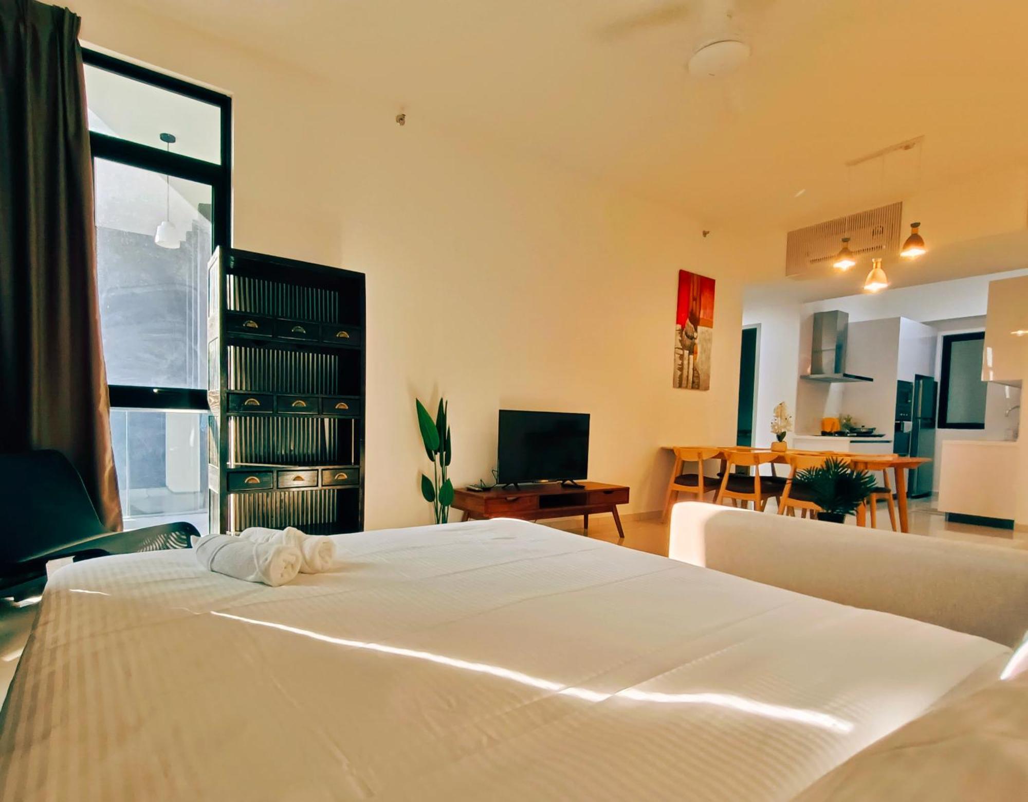 New Georgetown Instagramable 2Br Homestay For 10Pax 无敌美景两房民宿 Beacon Executive Suite Exterior foto