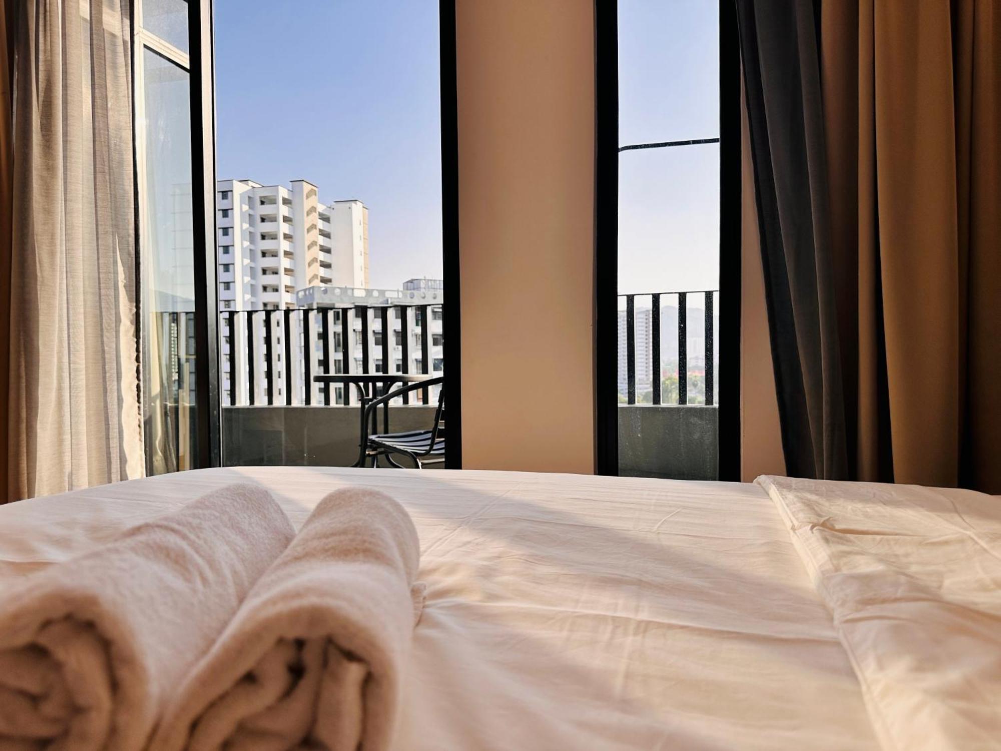 New Georgetown Instagramable 2Br Homestay For 10Pax 无敌美景两房民宿 Beacon Executive Suite Exterior foto