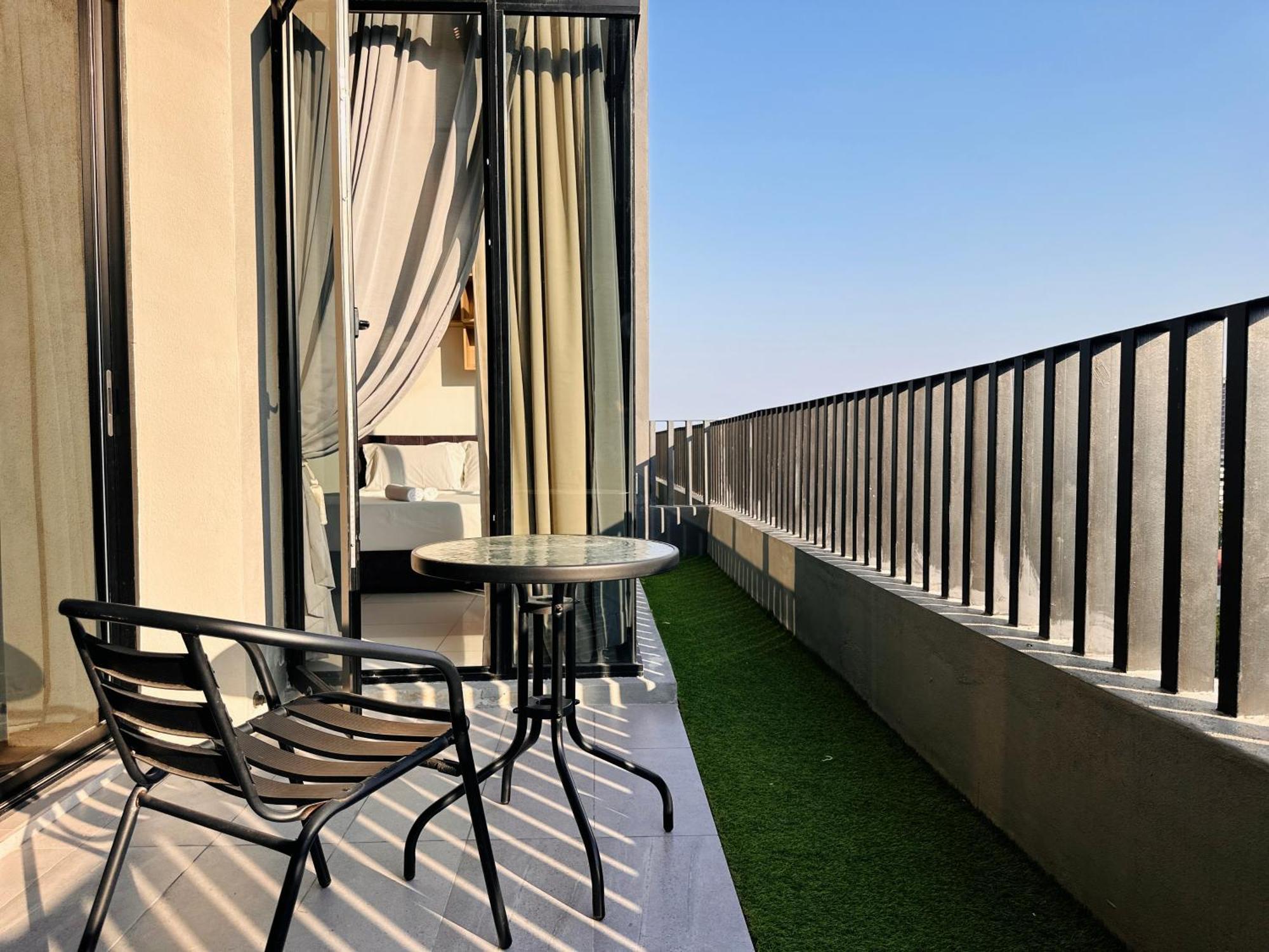 New Georgetown Instagramable 2Br Homestay For 10Pax 无敌美景两房民宿 Beacon Executive Suite Exterior foto