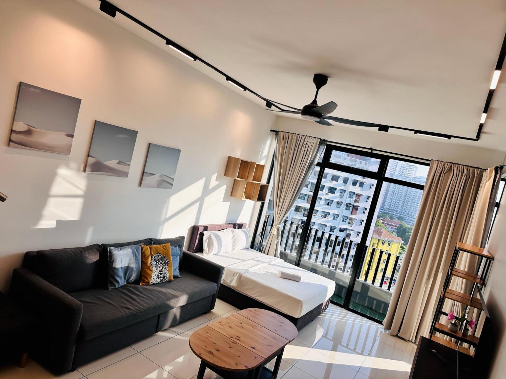 New Georgetown Instagramable 2Br Homestay For 10Pax 无敌美景两房民宿 Beacon Executive Suite Exterior foto